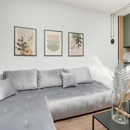 Wieniawskiego Apartment With Balcony Stacja Lodz Estate By Noclegi Renters Esterno foto