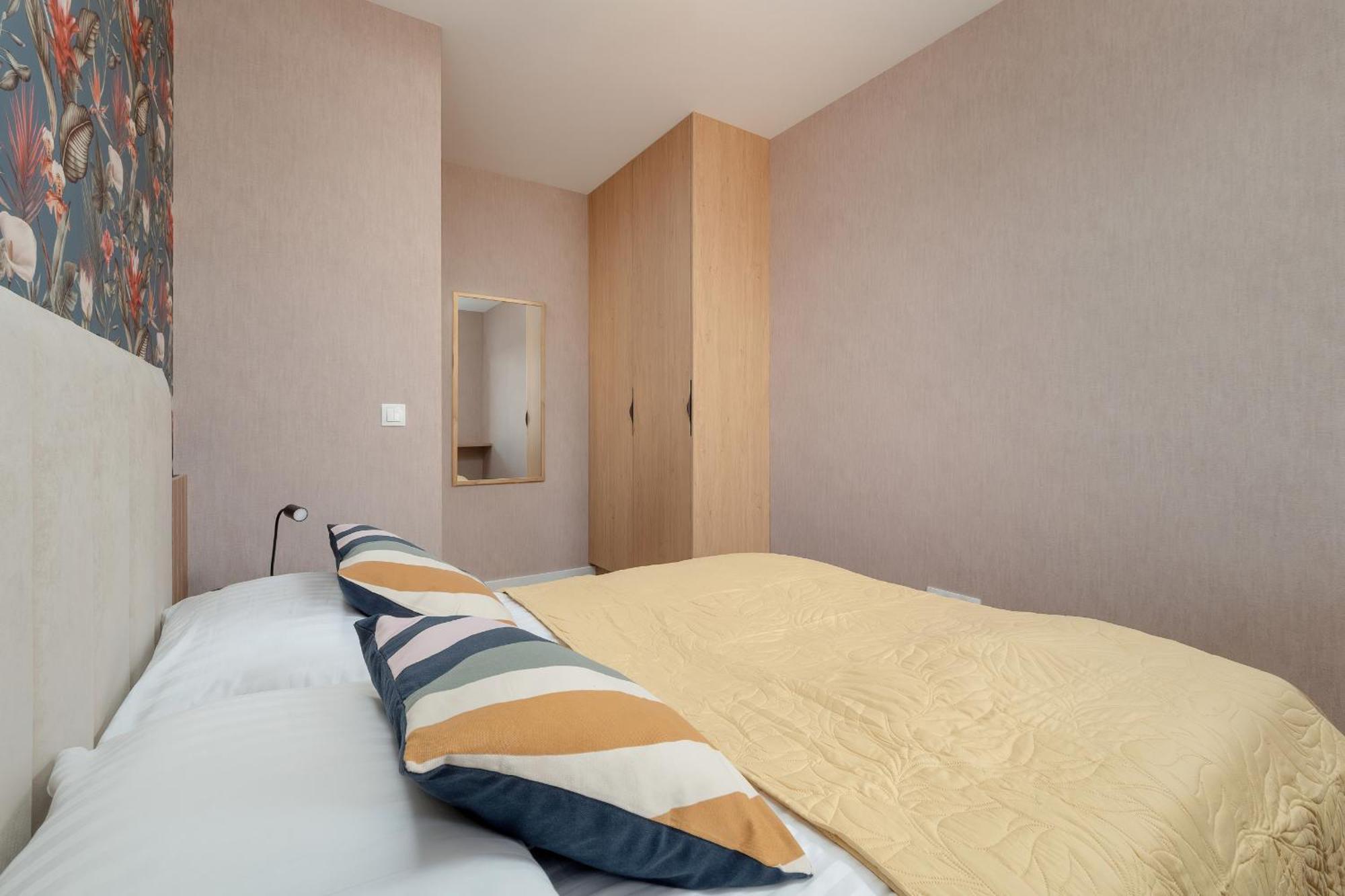 Wieniawskiego With Balcony Stacja Estate By Renters *